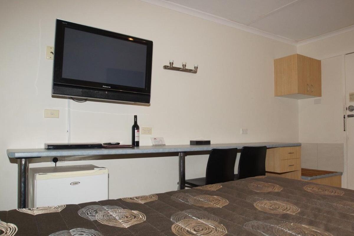 Edinburgh Motor Inn Warragul Esterno foto