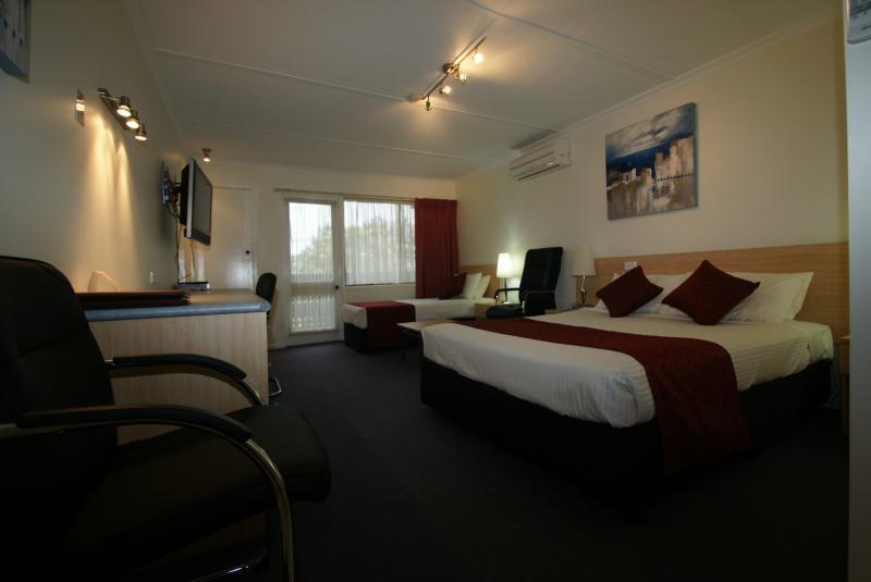 Edinburgh Motor Inn Warragul Esterno foto