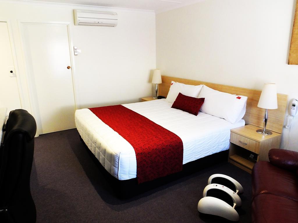 Edinburgh Motor Inn Warragul Esterno foto
