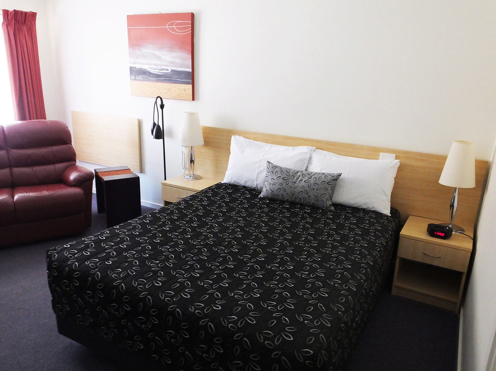 Edinburgh Motor Inn Warragul Esterno foto